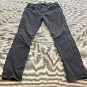 PAIGE Men’s Normandie Jean